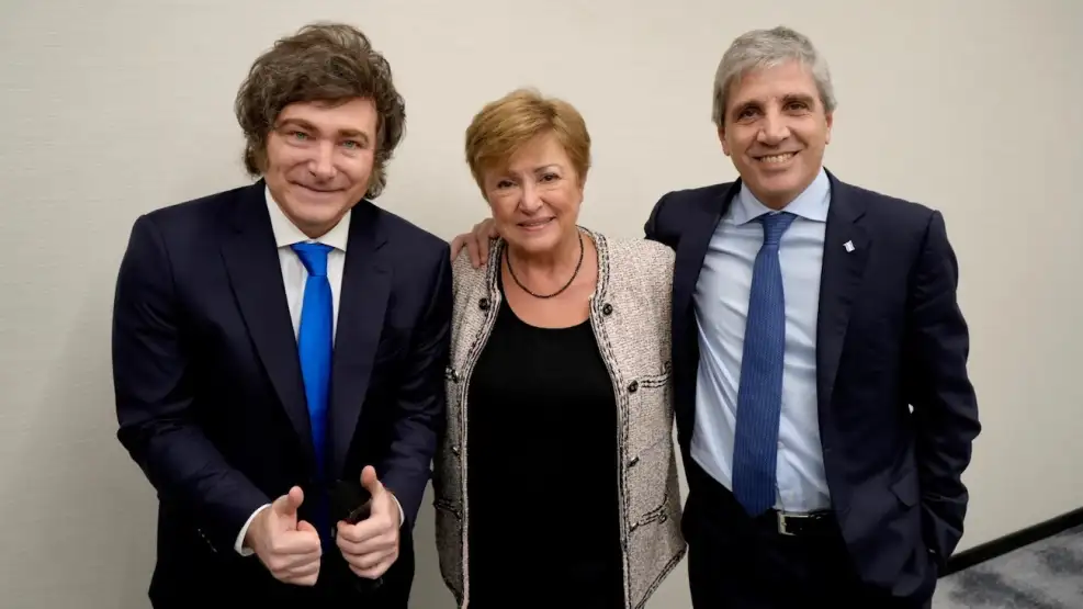 javier milei kristalina georgieva y luis caputo 2105419